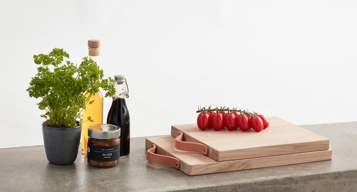 Andersen snijplank met leren handvat Medium 24x30 cm, Oak Andersen Furniture