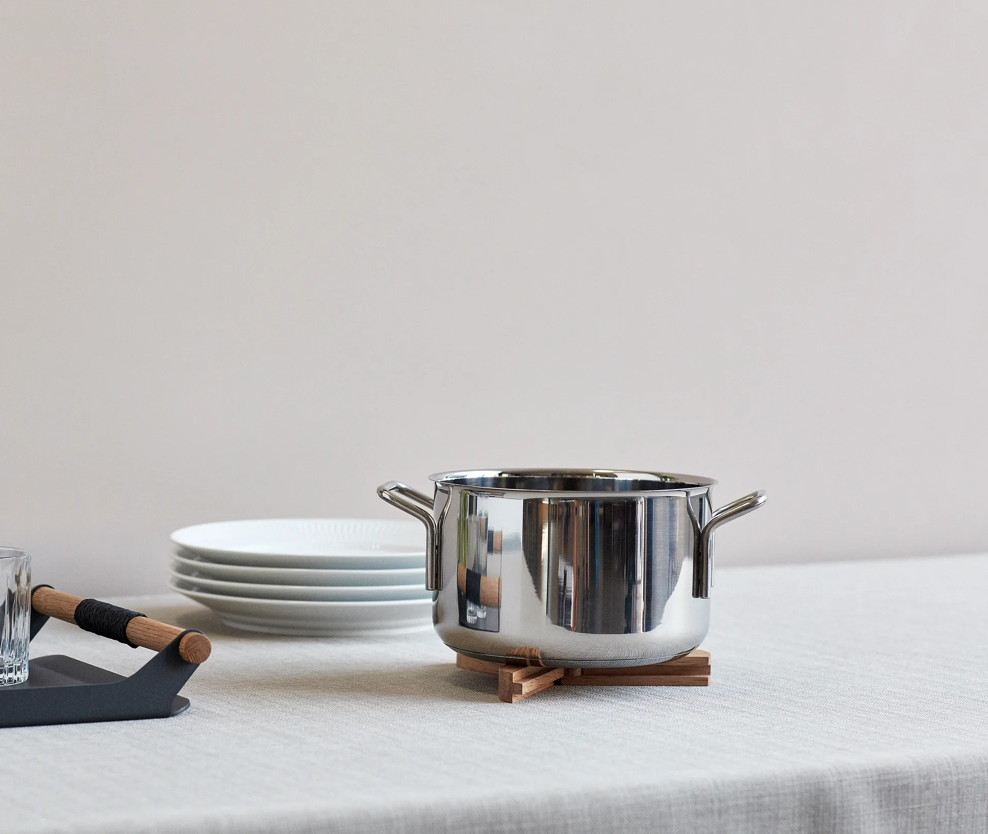 Magnetic Wood Trivet pannenonderzetter, Oak Andersen Furniture