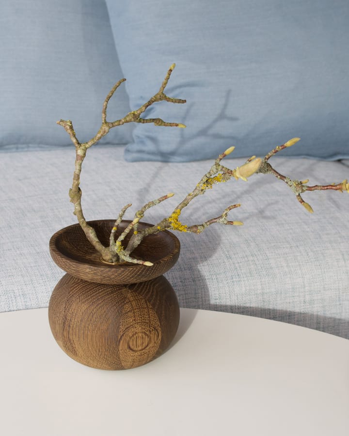 Shape bowl vaas, Gerookte eiken Applicata