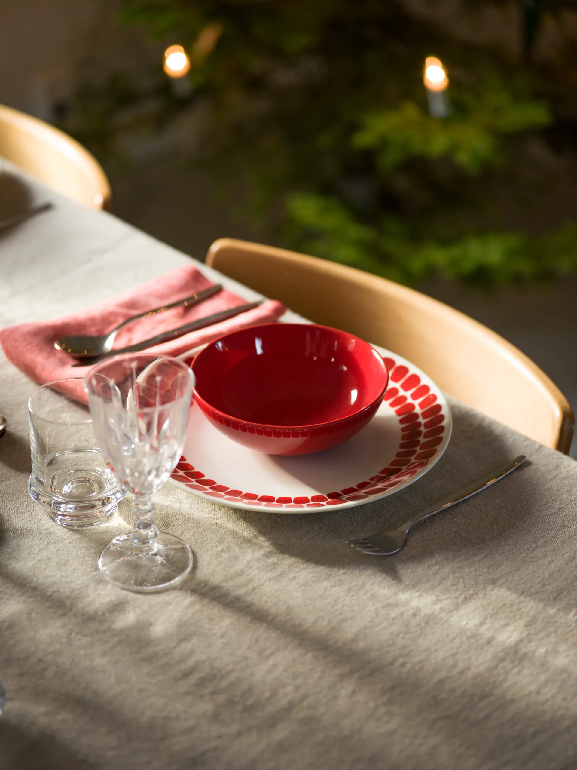 24 H Tuokio bord Ø26 cm, Rood Arabia