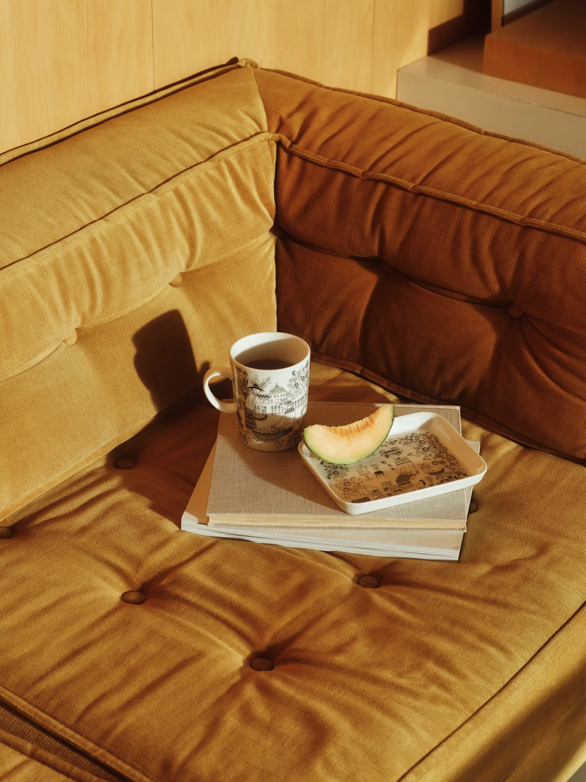 Emilia mok 50 cl, Zwart-wit Arabia