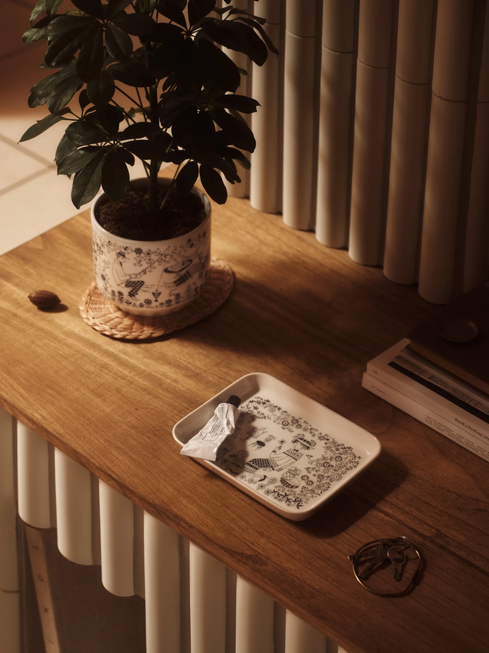 Emilia pot Ø14 cm, Zwart-wit Arabia