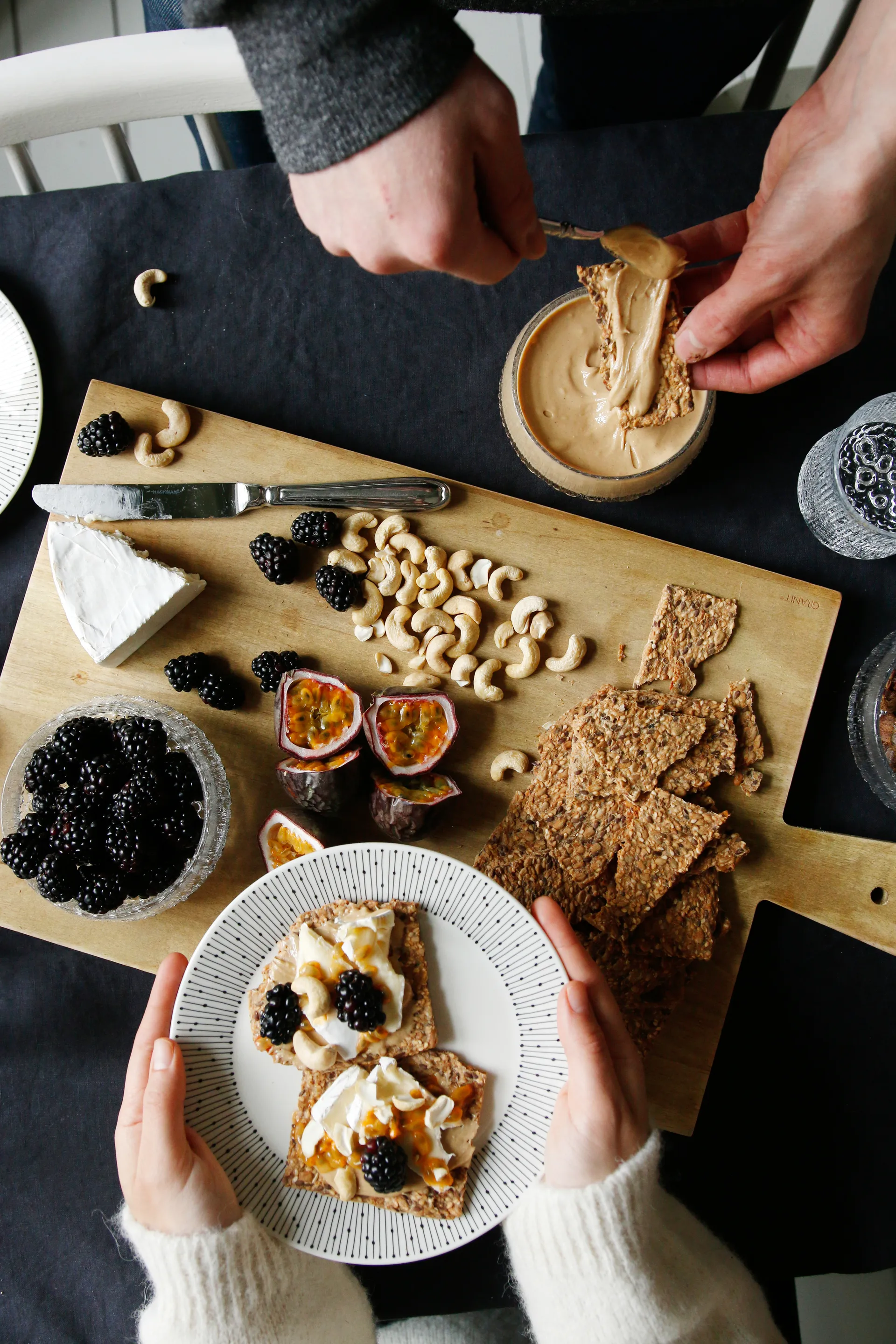 Mainio Sarastus bord Ø19 cm, Zwart-wit Arabia