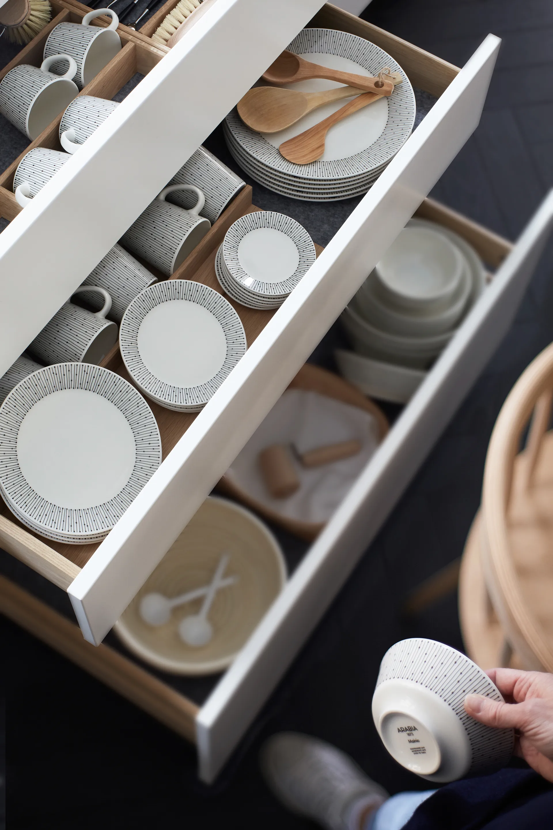 Mainio Sarastus schotel Ø11,5 cm, Zwart-wit Arabia