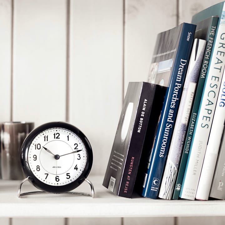 AJ Station tafel klok, zwart Arne Jacobsen Clocks