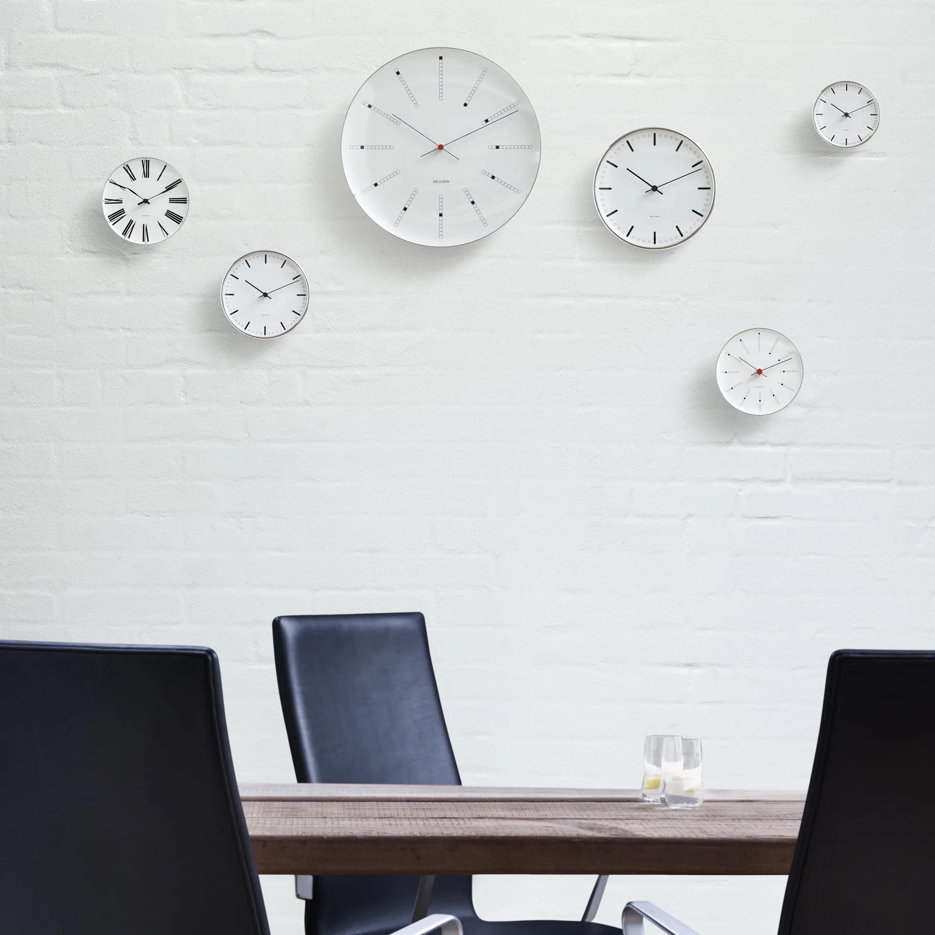 Arne Jacobsen Bankers klok, Ø 12 cm. Arne Jacobsen Clocks