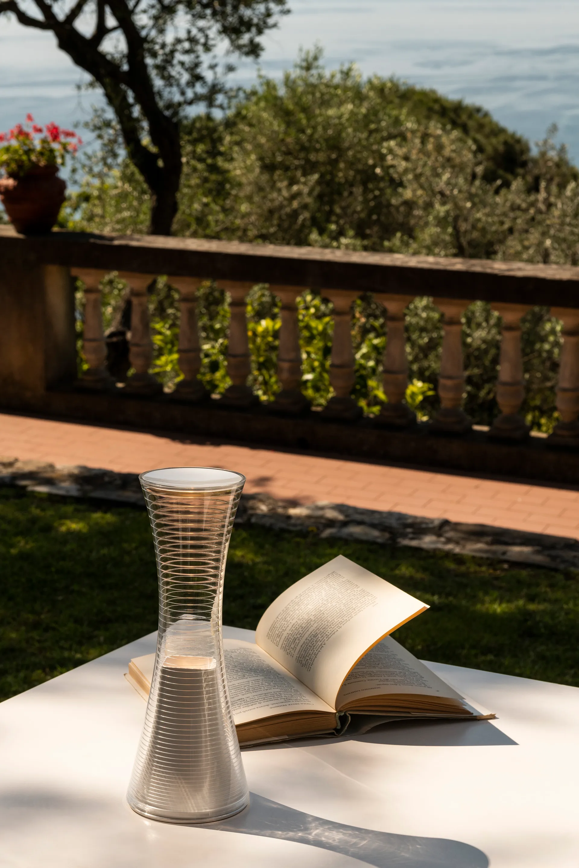 Come Together draagbare tafellamp 26,5 cm, Wit Artemide