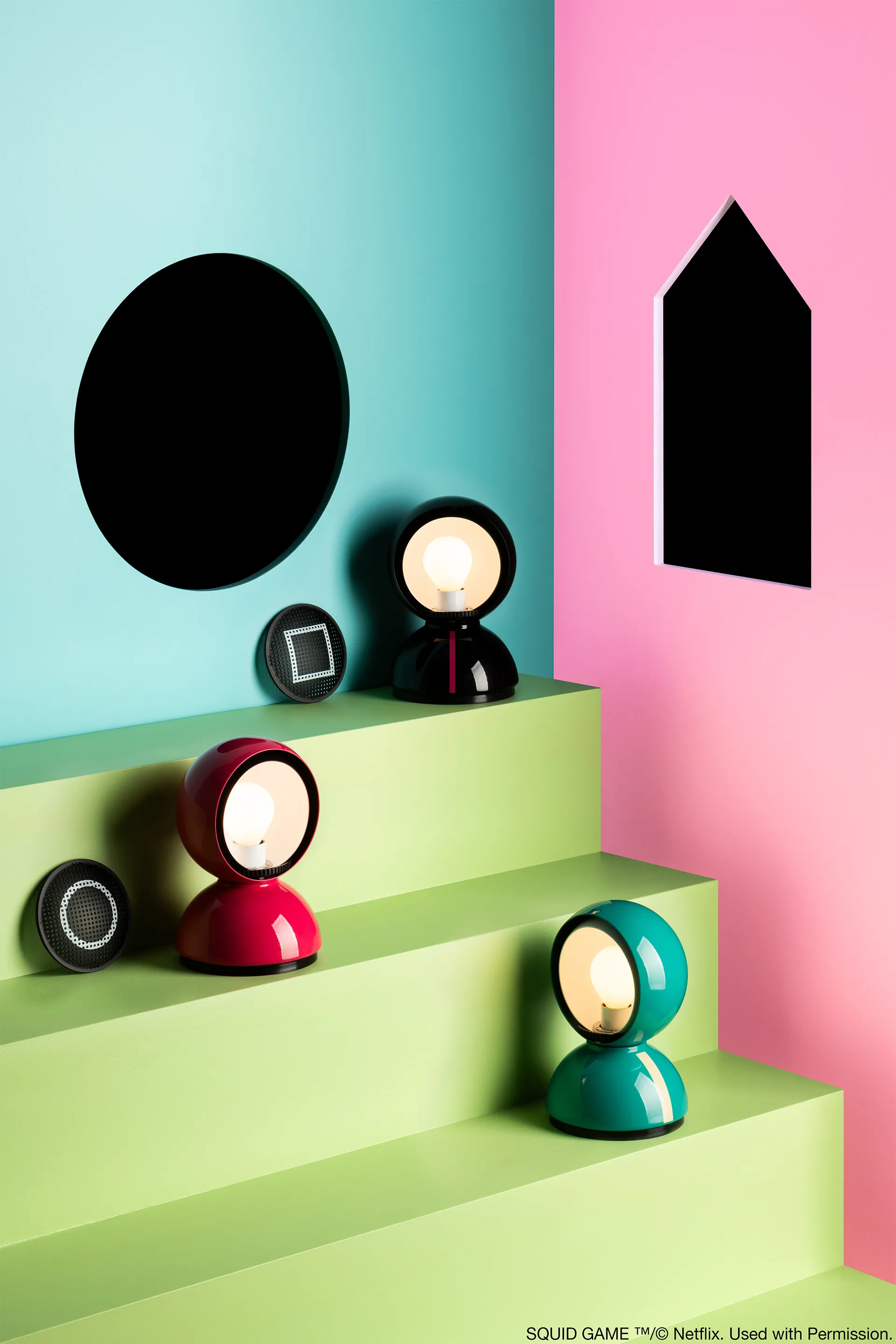 Eclisse x Squid Game tafellamp Special Edition, Guard black Artemide