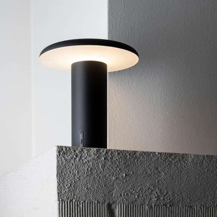 Takku draagbare tafellamp 19 cm, Verniszwart Artemide
