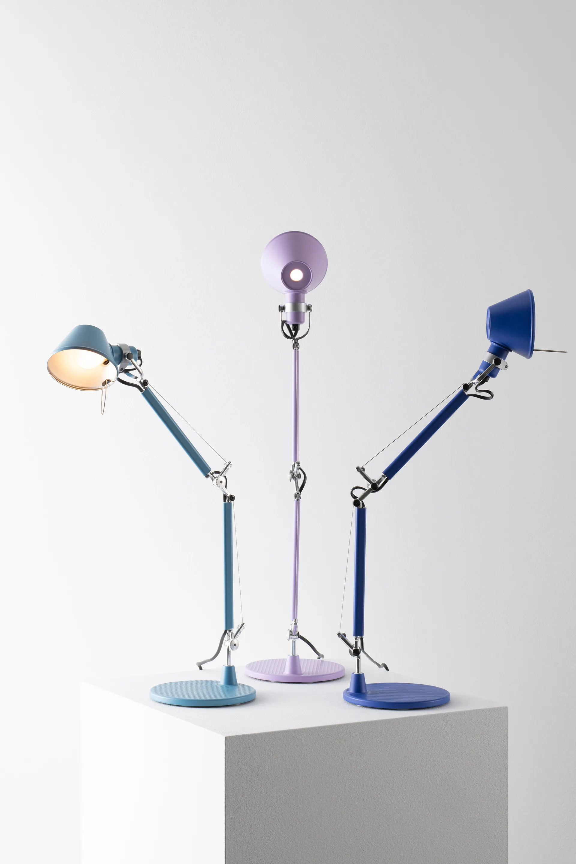 Tolomeo micro tafellamp, Light blue Artemide