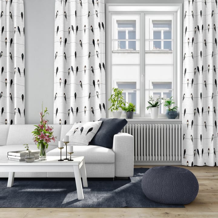 Ladusvalor stof, wit Arvidssons Textil