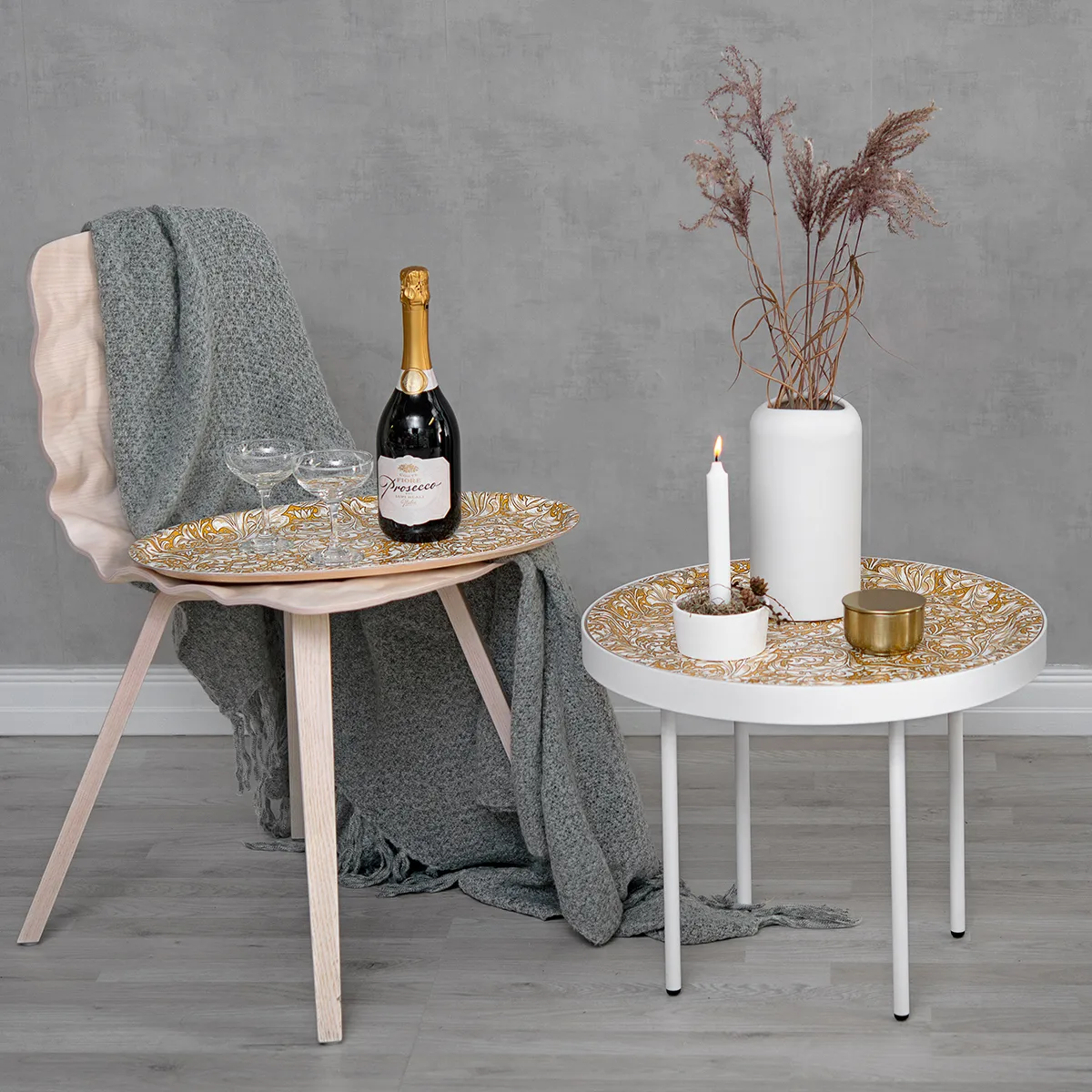 Bachelor's Button ovaal dienblad, 50x28 cm Åry Home