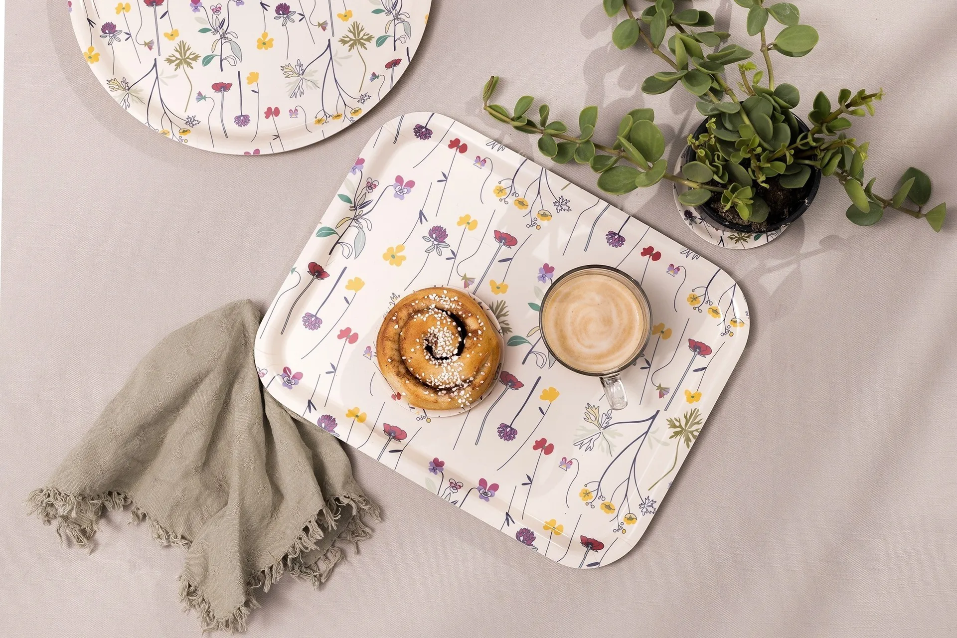 Herbarium dienblad 33x43 cm, Off-white Åry Home