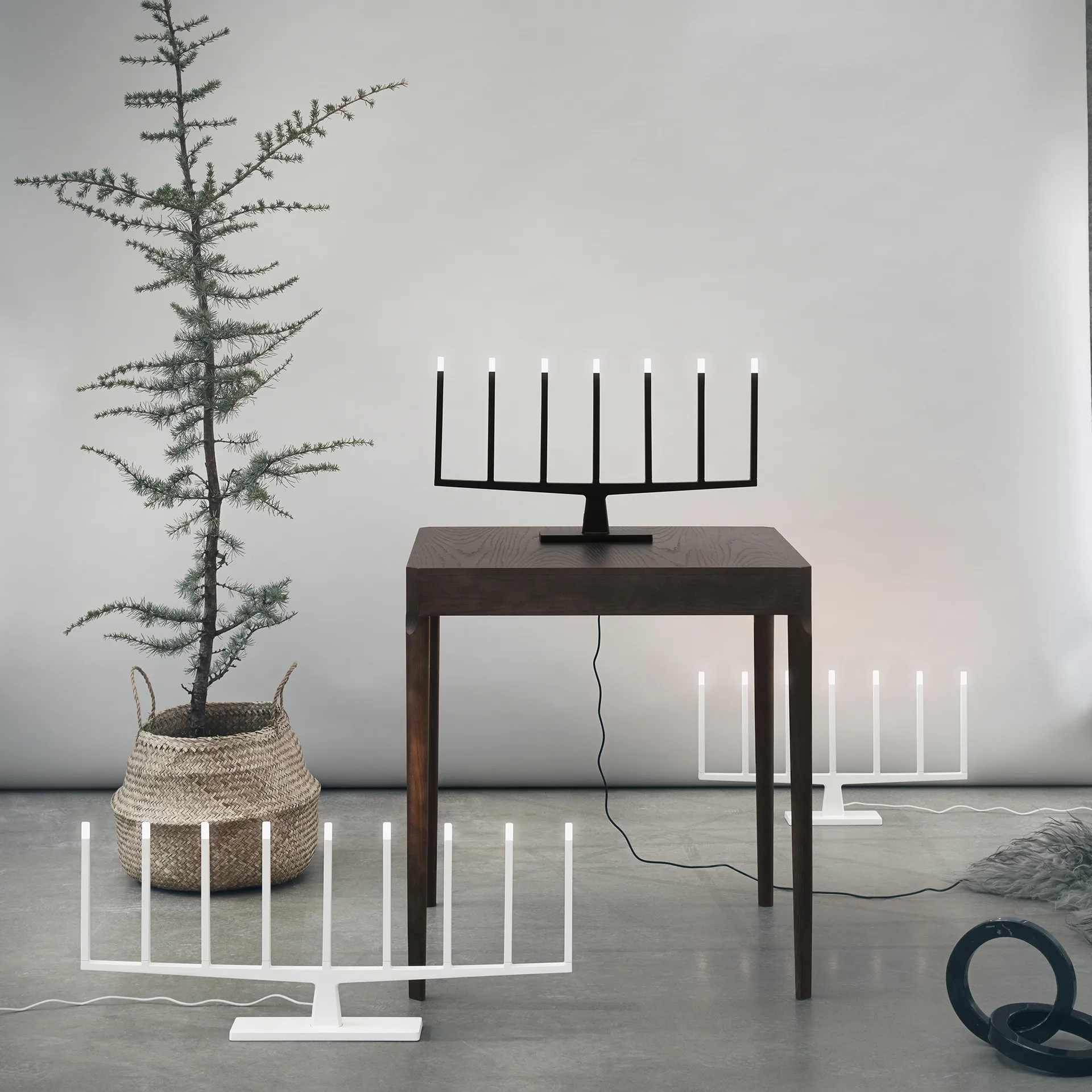 Adventure adventskandelaar 7 armen, Zwart Ateljé Lyktan