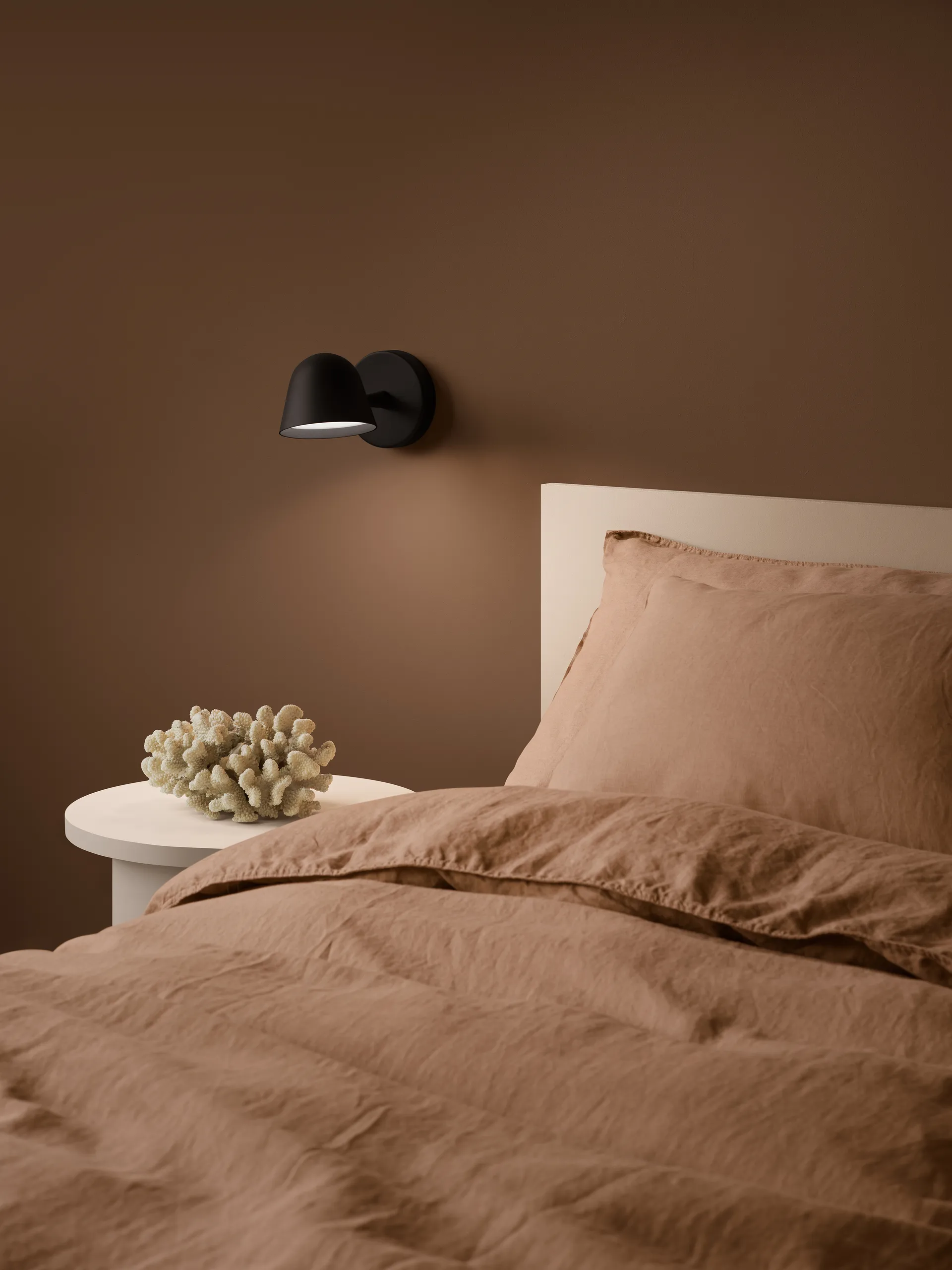 Charge wandlamp Ø11,8 cm, Zwart Ateljé Lyktan