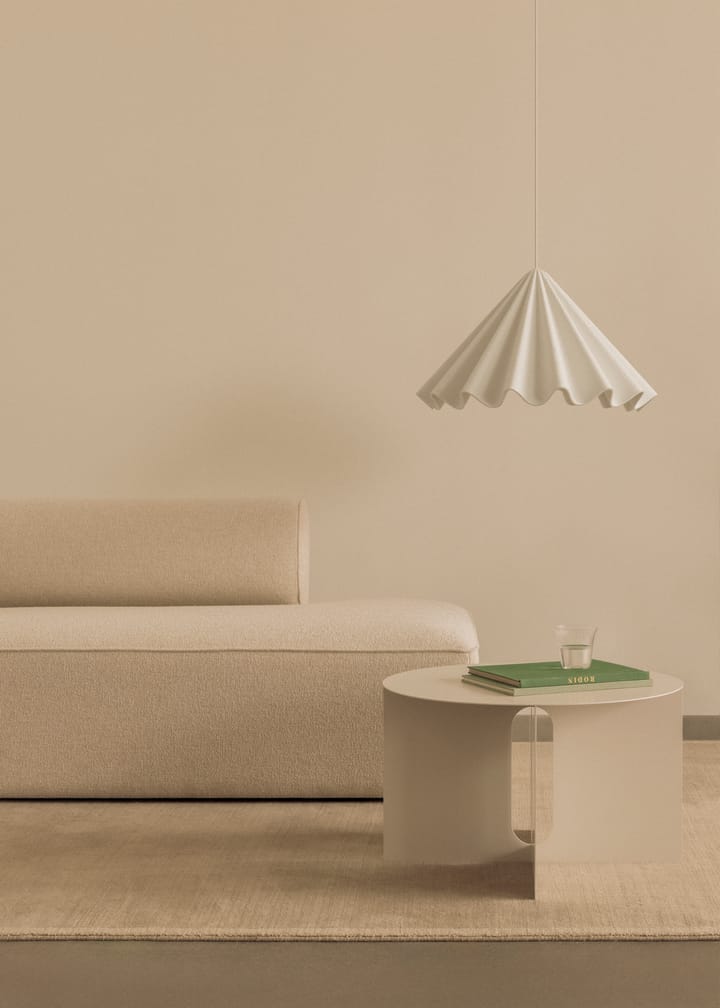 Androgyne bijzettafel Ø63 cm, Ivory Audo Copenhagen