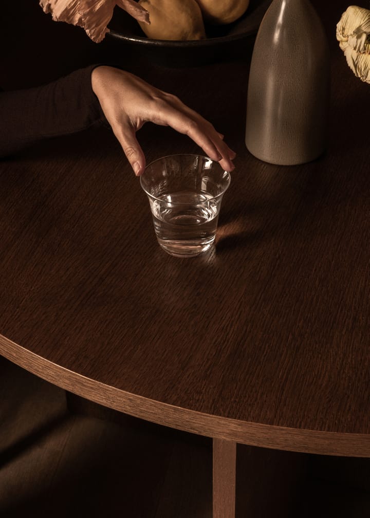 Androgyne eettafel, oak dark stained Audo Copenhagen