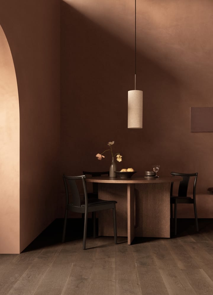 Androgyne eettafel, oak dark stained Audo Copenhagen