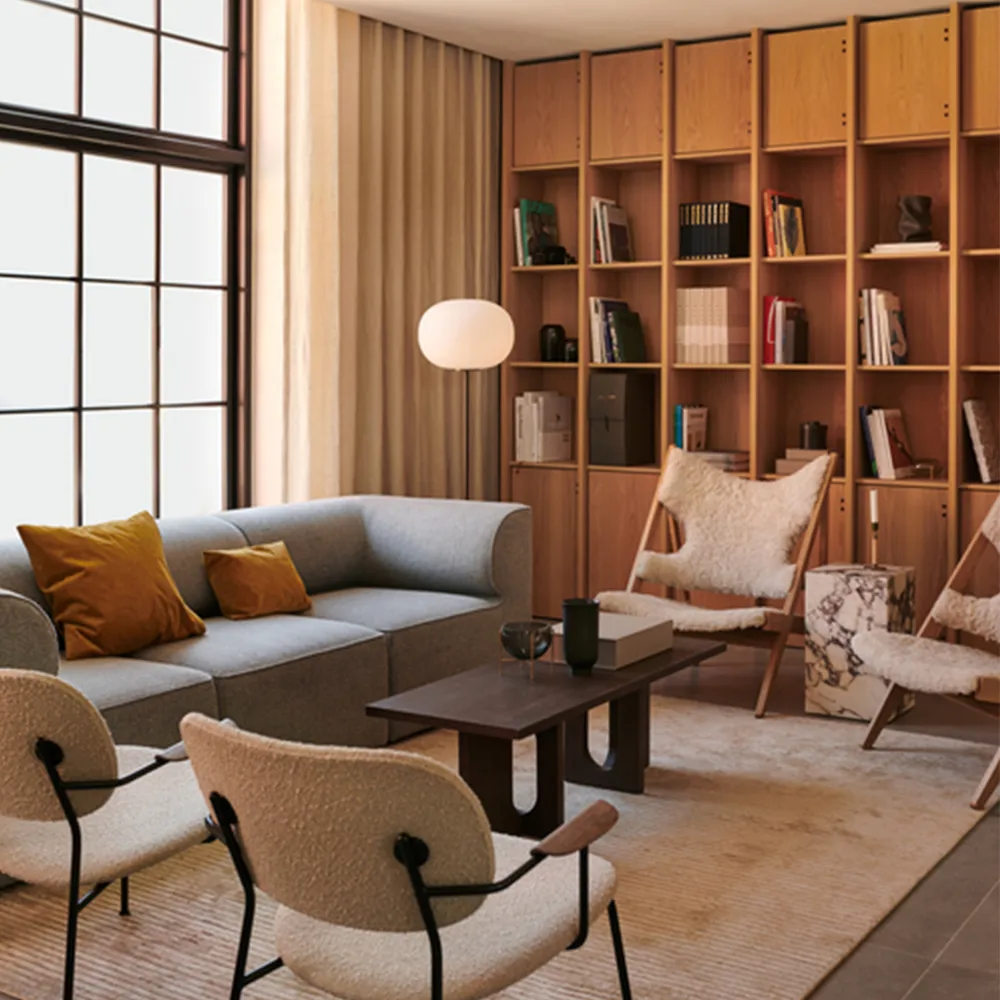 Androgyne loungetafel, oak dark stained Audo Copenhagen