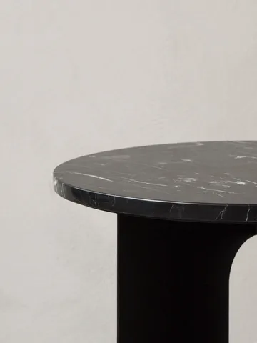 Androgyne tafelblad voor bijzettafel - Nero Marquina, Ø65 cm - Audo Copenhagen