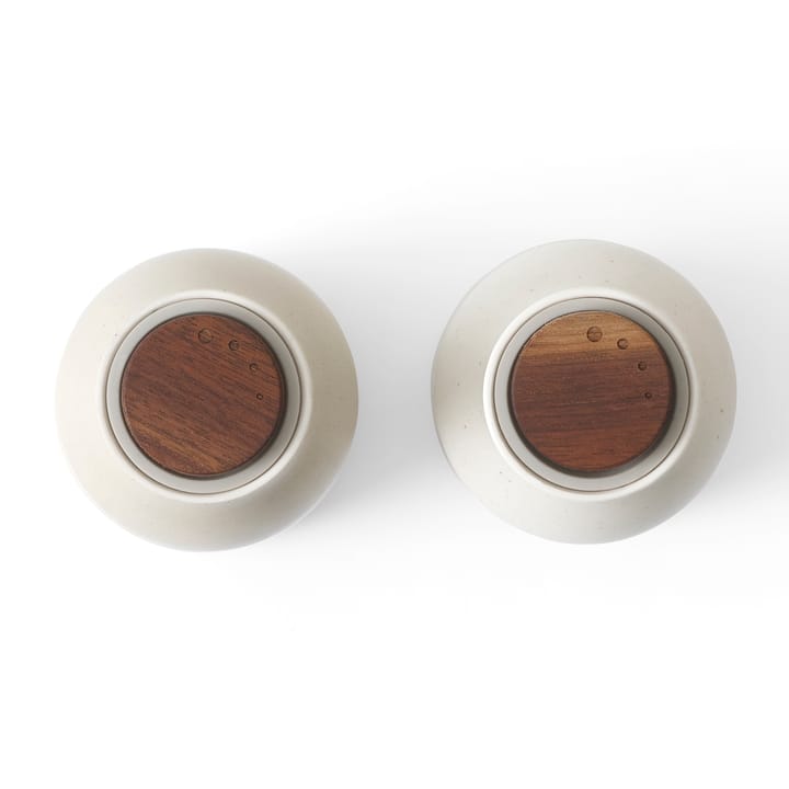 Bottle Grinder kruidenmolen keramiek 2-pack, Zand (deksel van walnoot) Audo Copenhagen