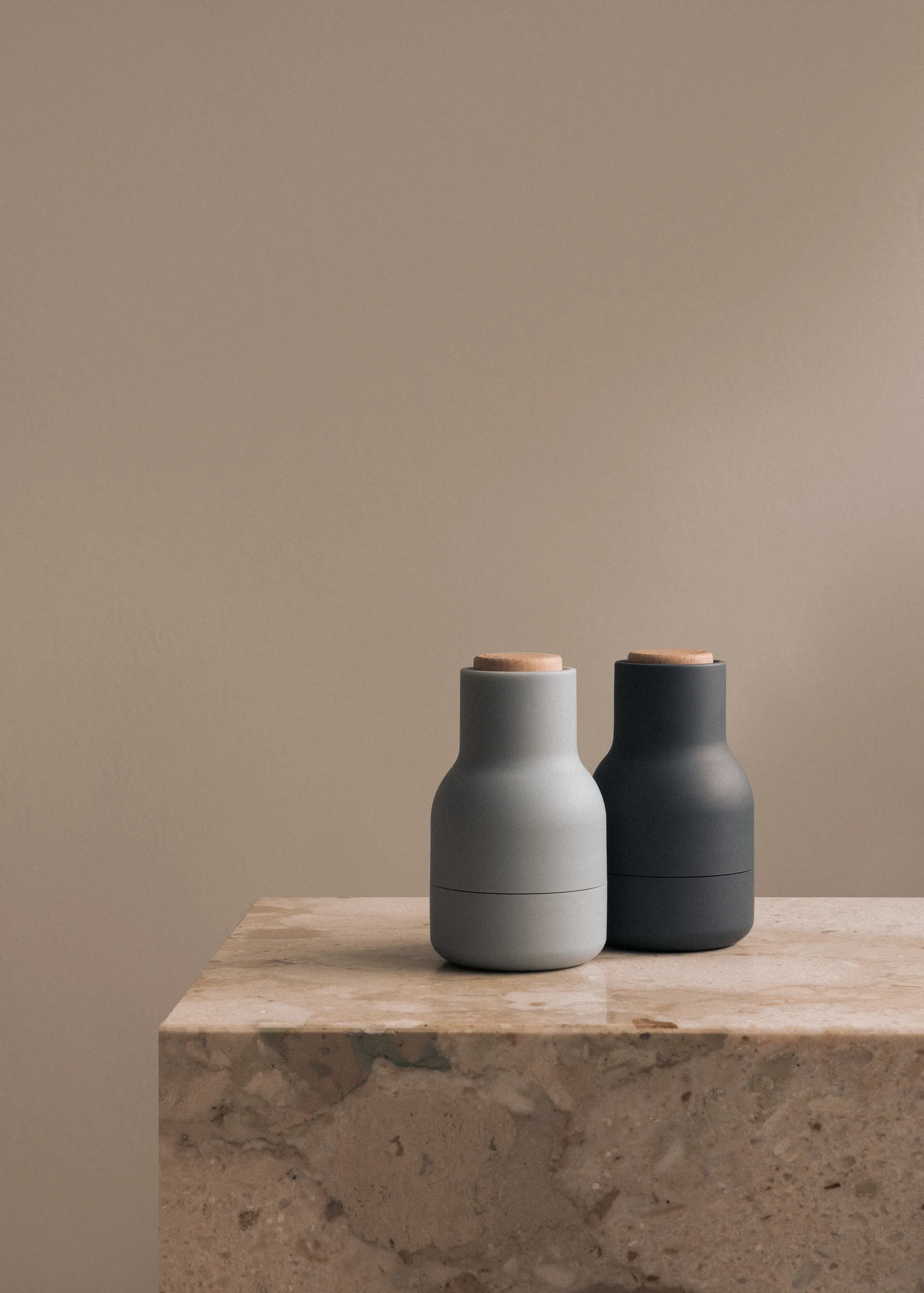 Bottle Grinder kruidenmolen Small 2-pack, Blues-beukenhout Audo Copenhagen