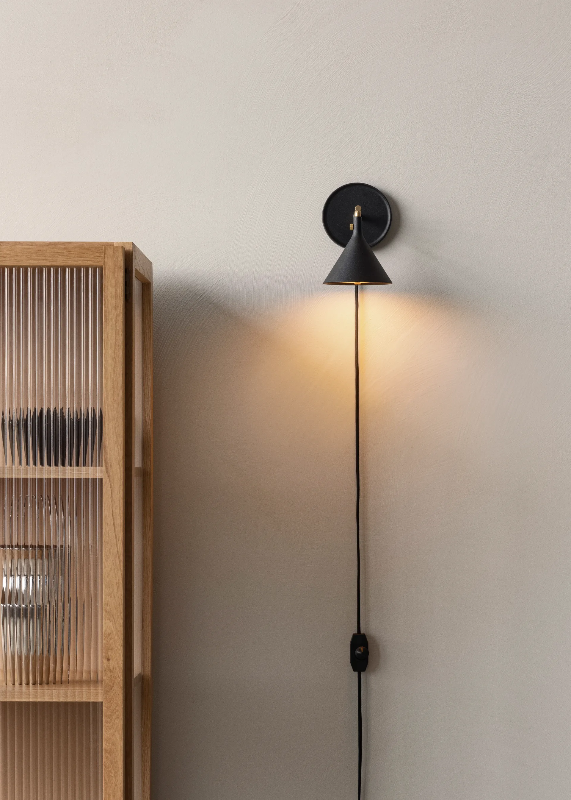 Cast Sconce wandlamp, Zwart Audo Copenhagen