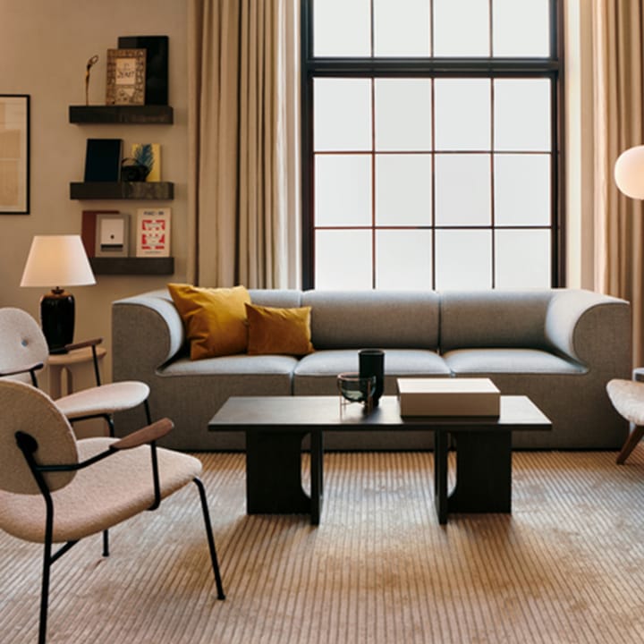 Co Loungestoel, leer dakar 0842 black, rug&arm. donkergebeitst eikenhout, zwart onderstel Audo Copenhagen