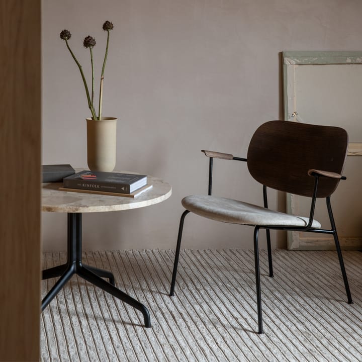 Co Loungestoel, leer dakar 0842 black, rug&arm. donkergebeitst eikenhout, zwart onderstel Audo Copenhagen