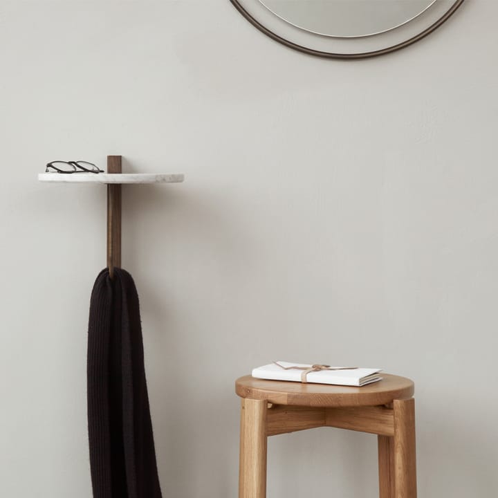 Corbel plank, marmor carrara, donkergebeitst eikenhout Audo Copenhagen