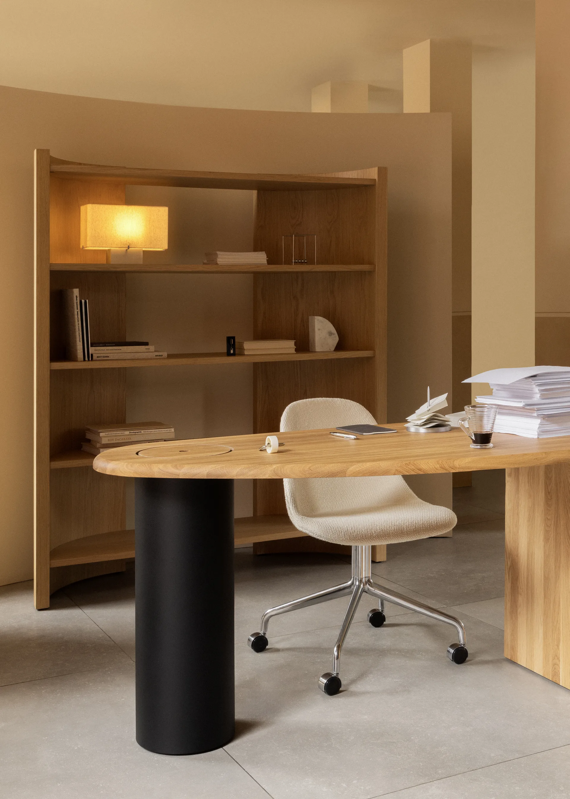 Crescent plank, Onbehandeld eiken,150×173 cm Audo Copenhagen