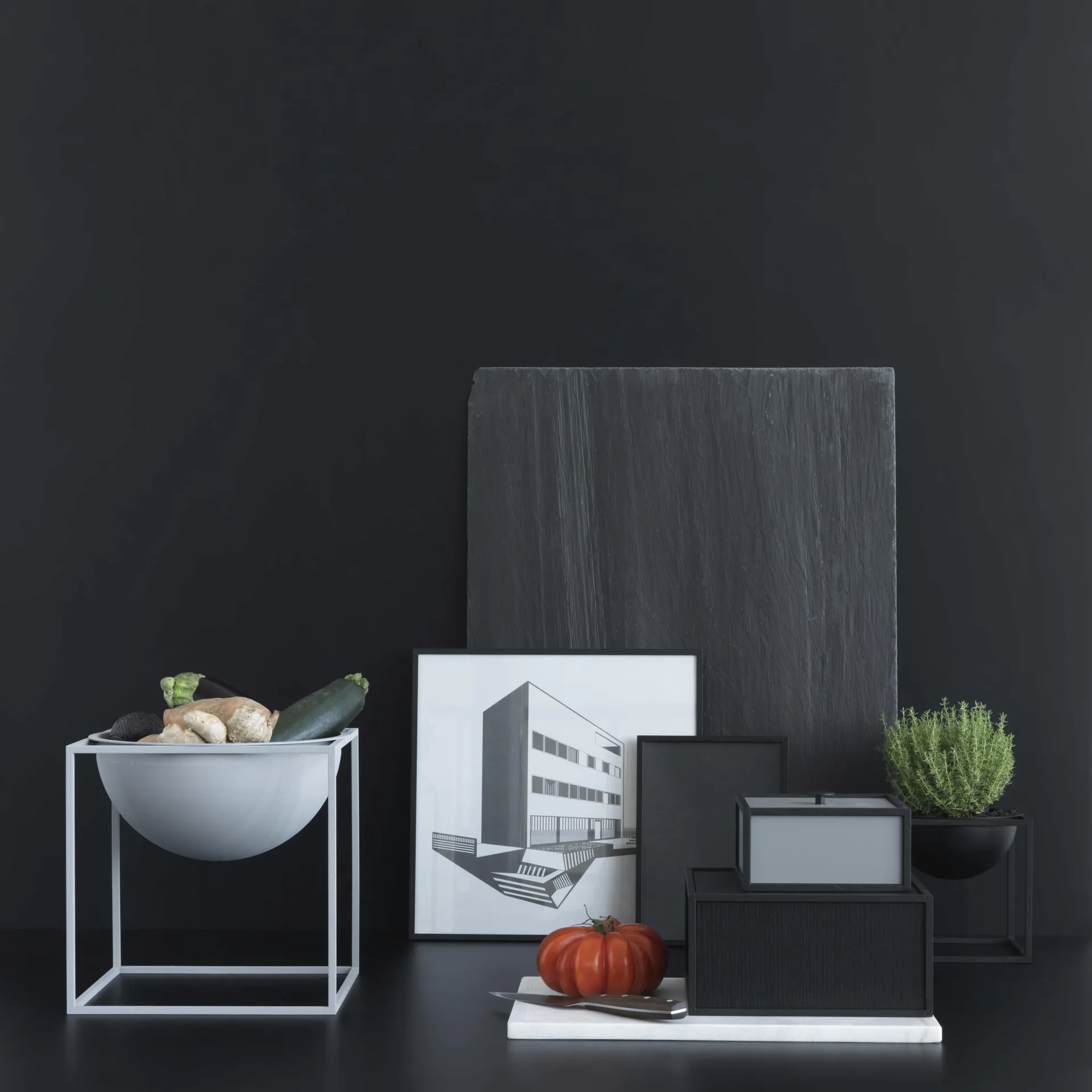 Frame 20 box met deksel, zwart gebeitst essen Audo Copenhagen