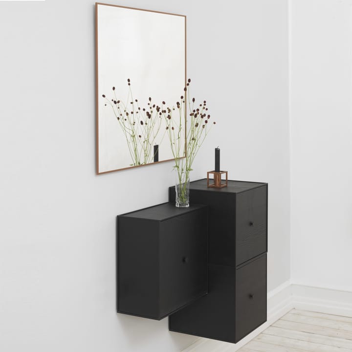 Frame 35 kubus met deur, zwart gebeitst essen Audo Copenhagen