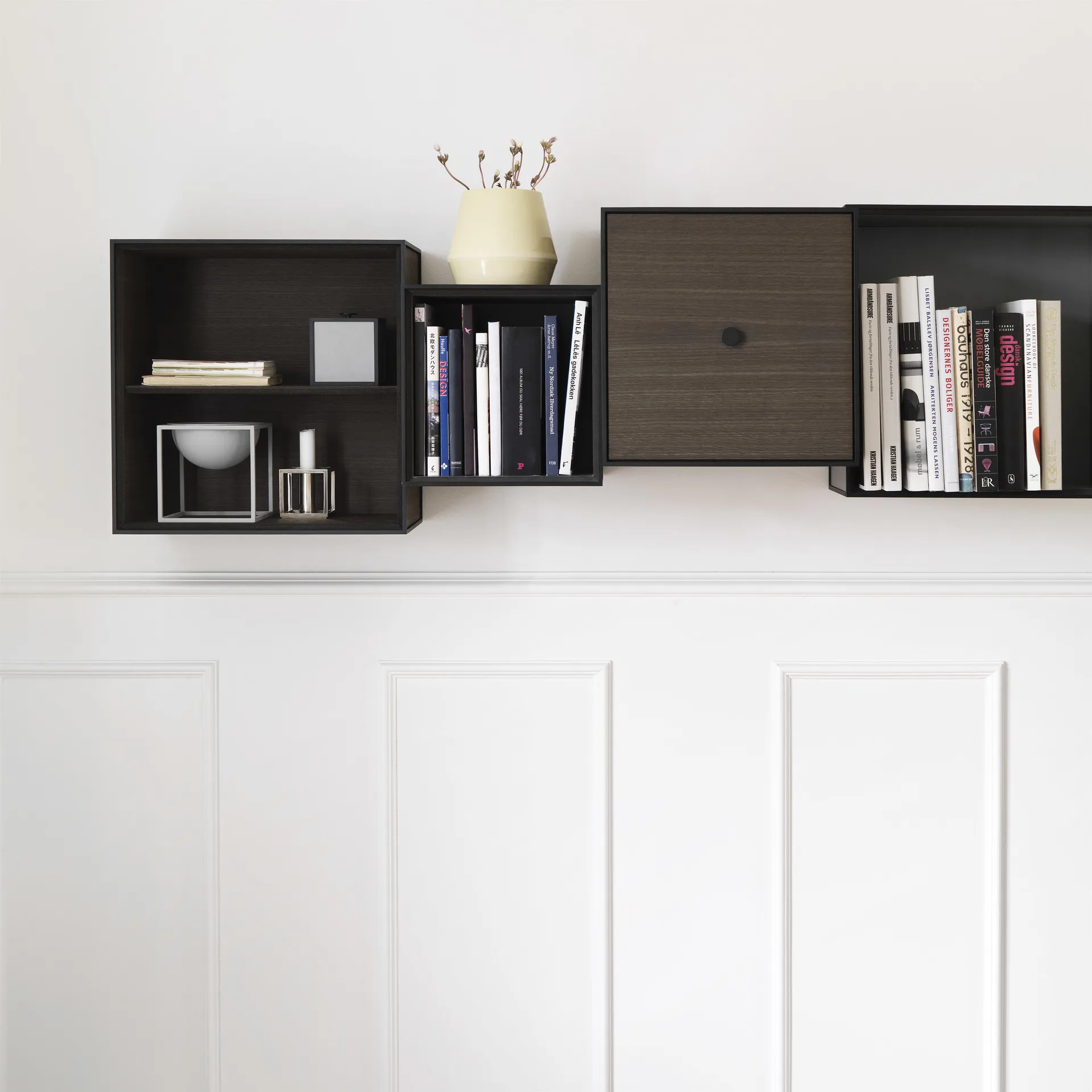 Frame 35 kubus zonder deur, gerookt eiken Audo Copenhagen