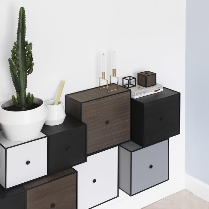 Frame 42 kubus met deur, gerookt eiken Audo Copenhagen
