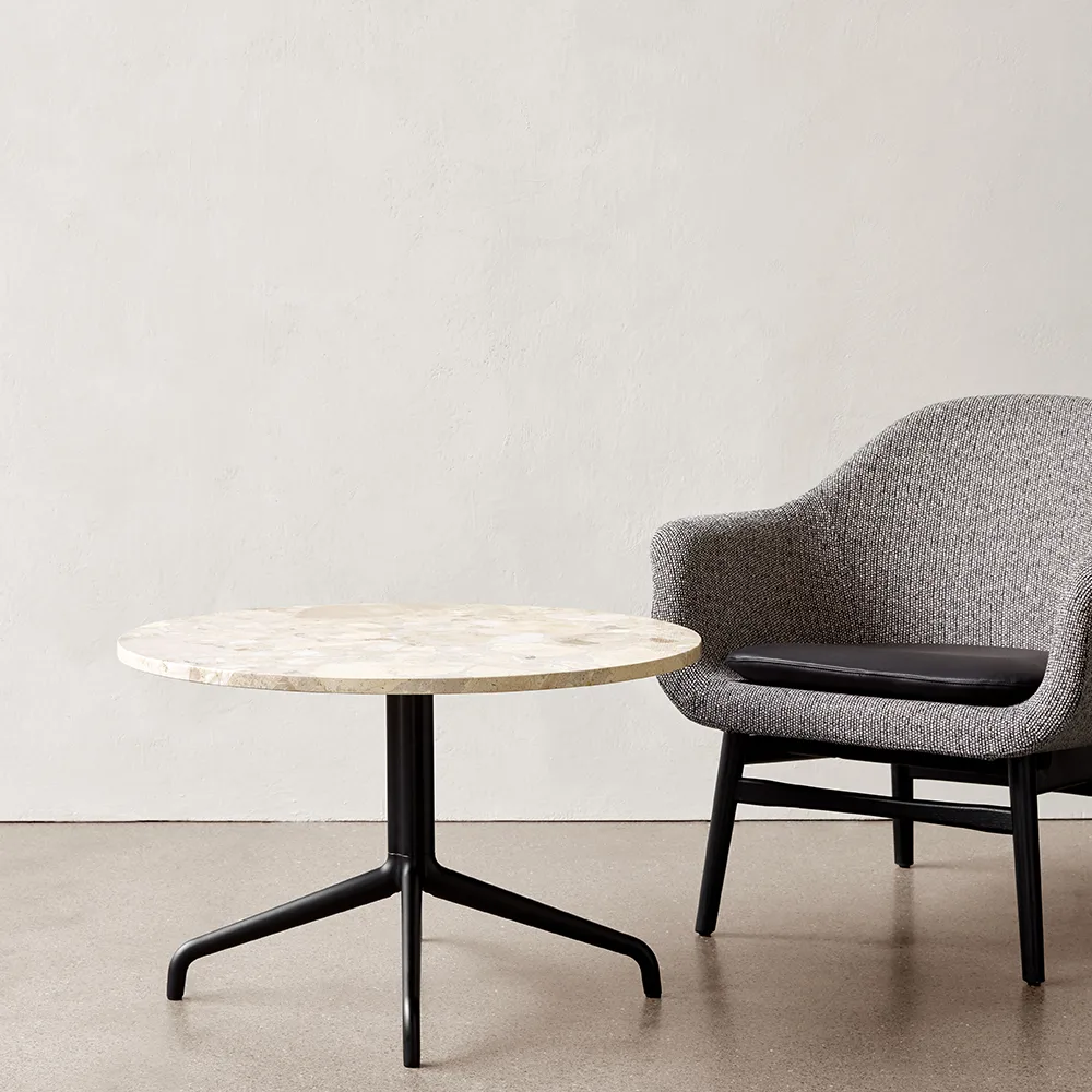 Harbour Column loungetafel, Marble off white-zwart stalen onderstel Audo Copenhagen