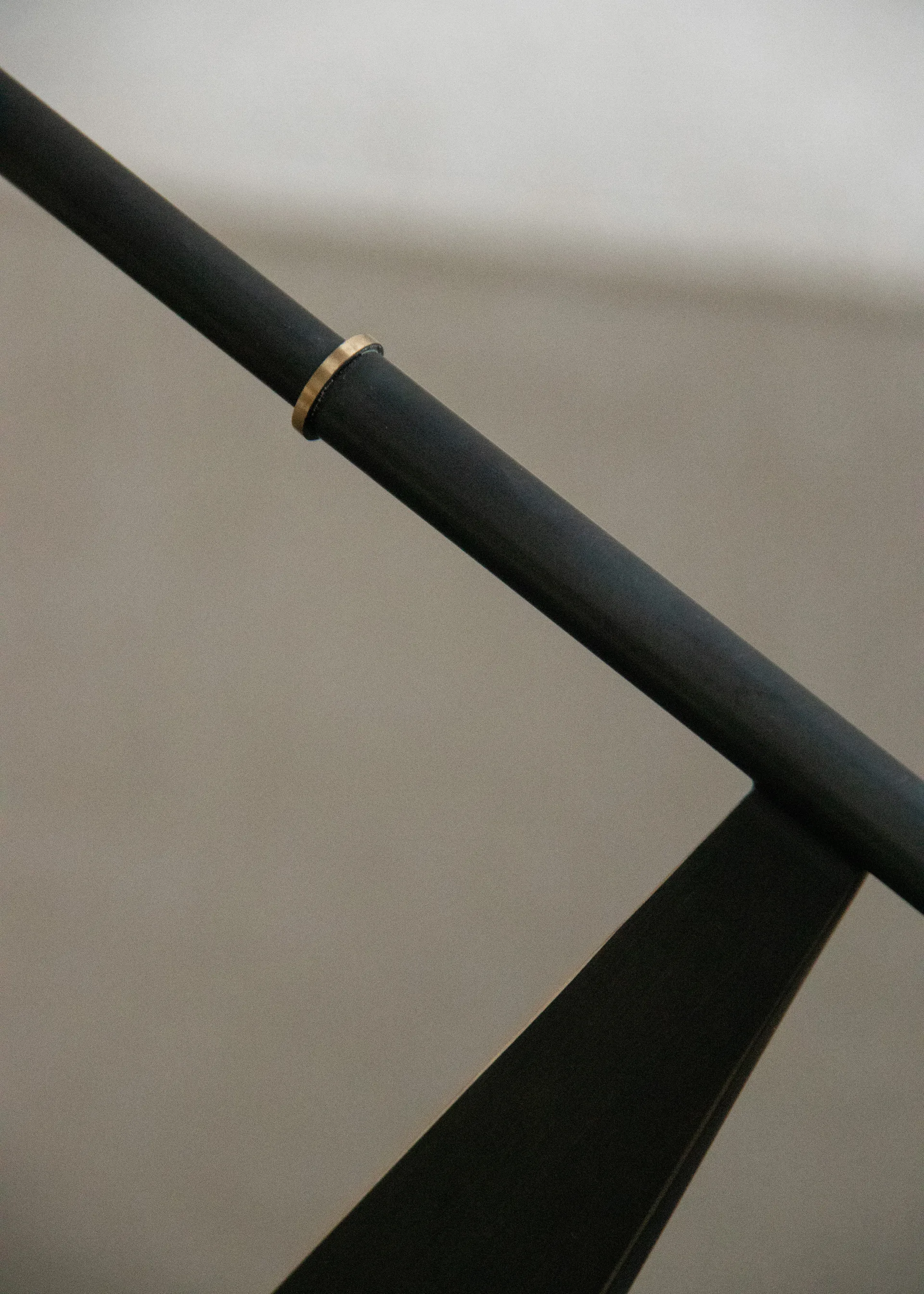 Interconnect kandelaar 70 cm, Bronzed brass Audo Copenhagen