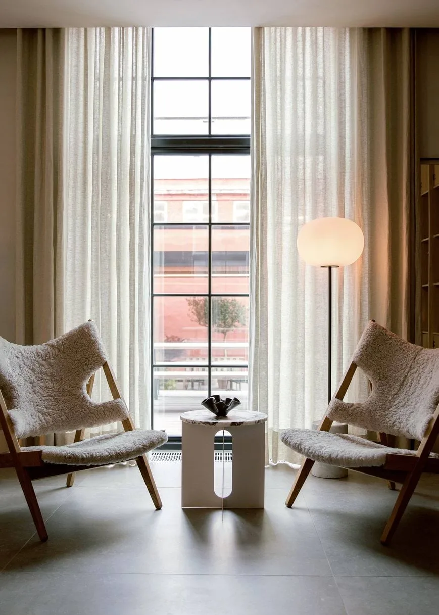 Knitting loungefauteuil, Aida 0618-walnoot Audo Copenhagen