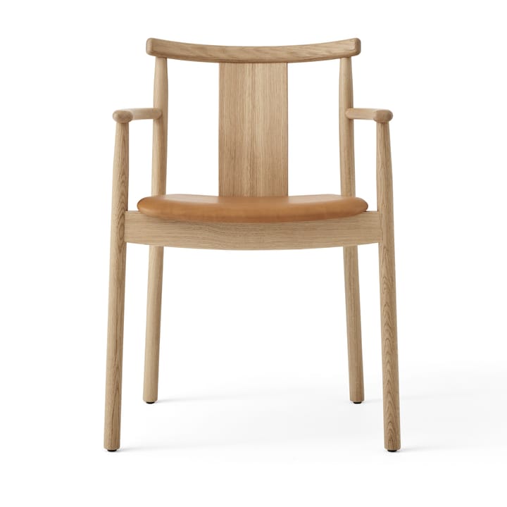 Merkur stoel met armleuningen en kussen, Oak- Dakar 0250 cognac Audo Copenhagen