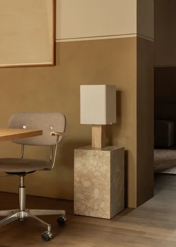 Nonna tafellamp 49 cm - Travertine-sand - Audo Copenhagen