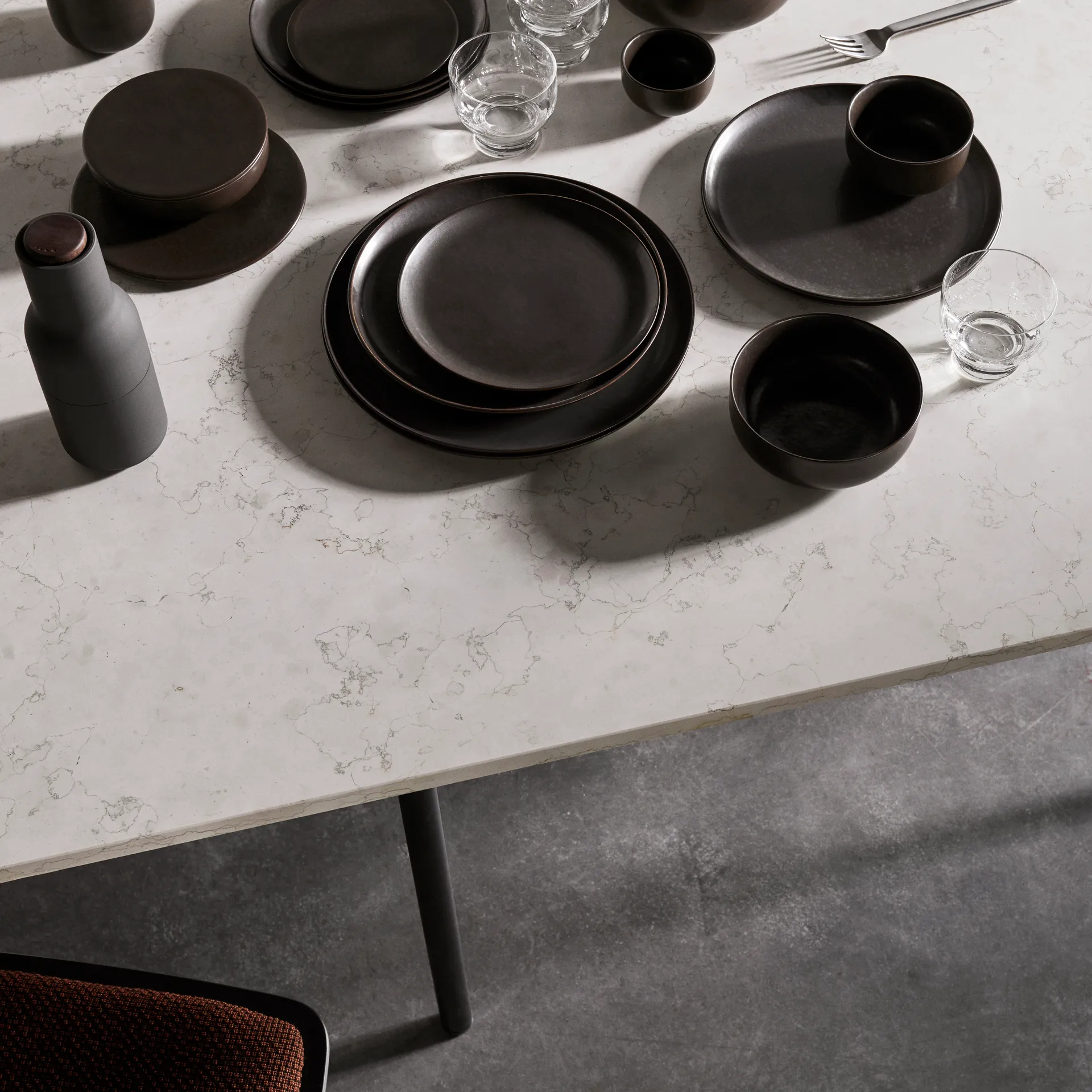 Norm bord Ø27 cm, Dark Glazed Audo Copenhagen