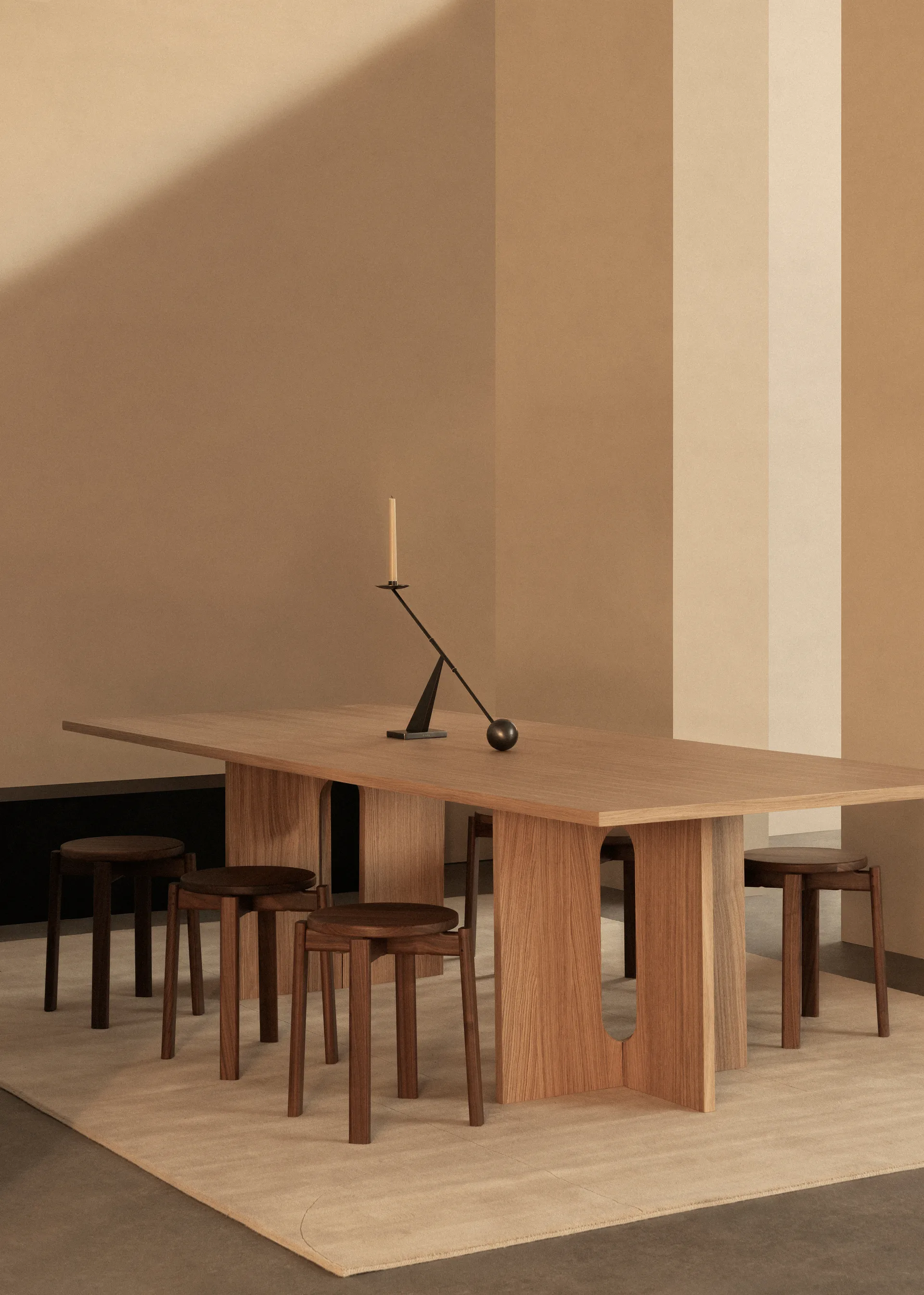 Passage kruk, Donkergebeitst eiken Audo Copenhagen