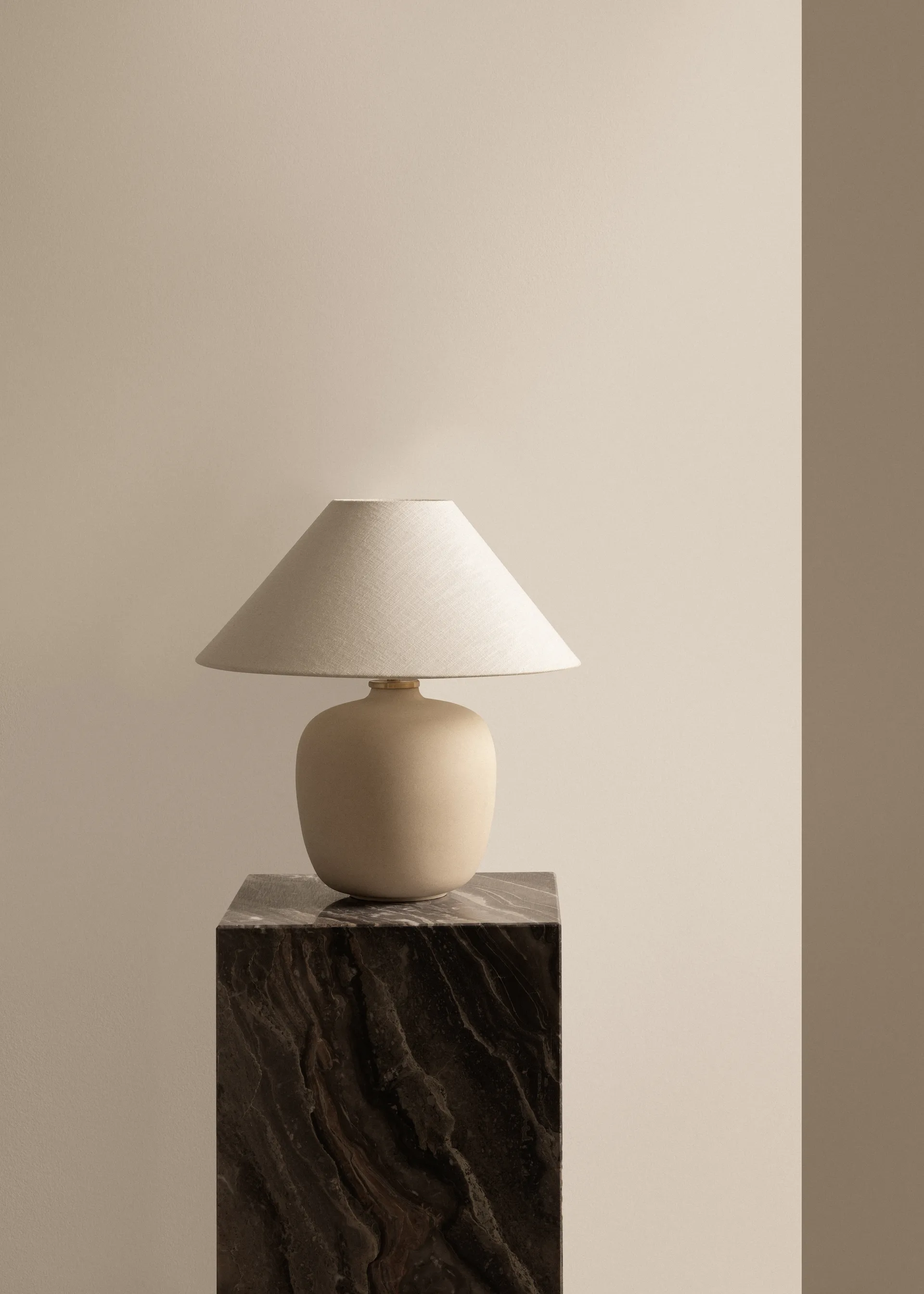 Plinth salontafel, Grey galaxy, cube Audo Copenhagen