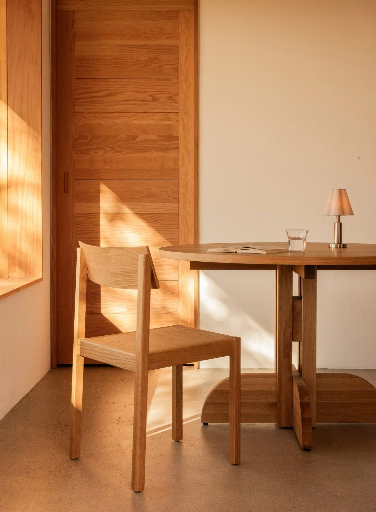 Puffin eettafel eikenfineer Natural, Natuurlijk eikenfineer, Ø140 cm Audo Copenhagen