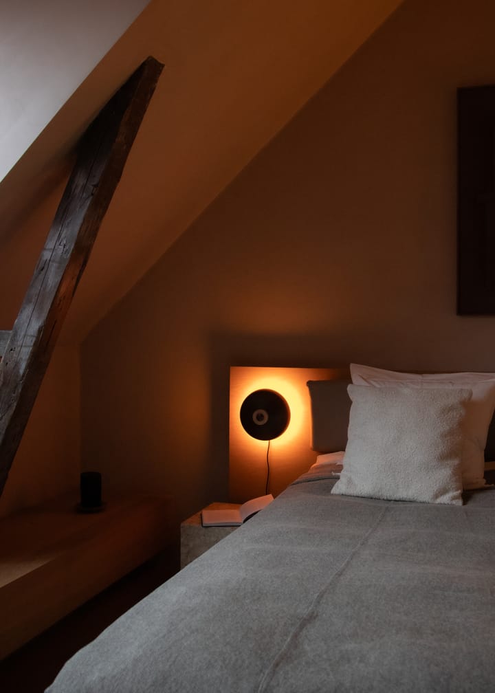 Reverse wandlamp, Bronzed aluminium Audo Copenhagen