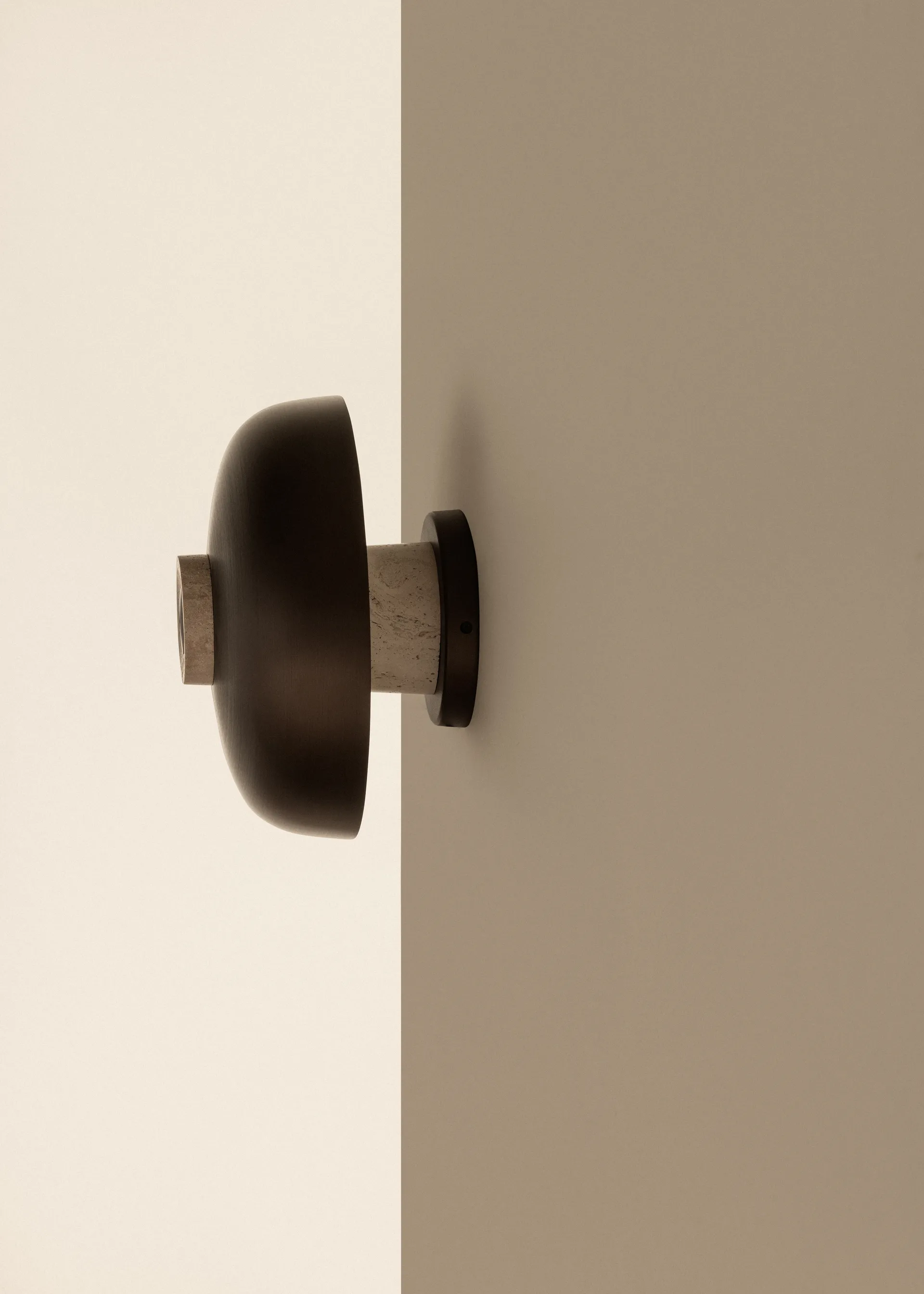 Reverse wandlamp vaste installatie, Bronzed aluminium Audo Copenhagen