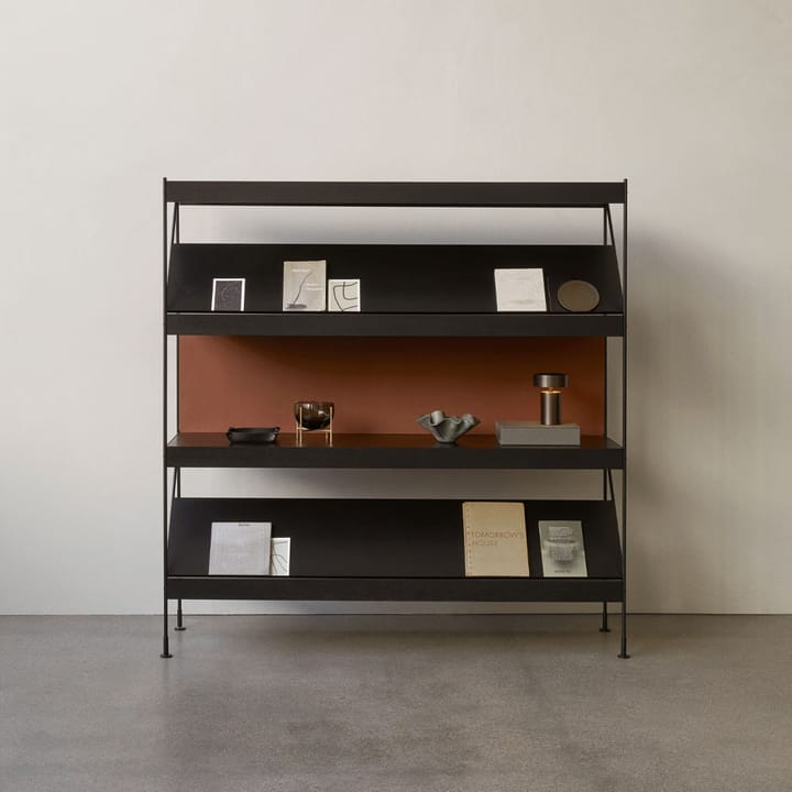 Zet kastensysteem, oak dark stained, 1x2, black steel base Audo Copenhagen