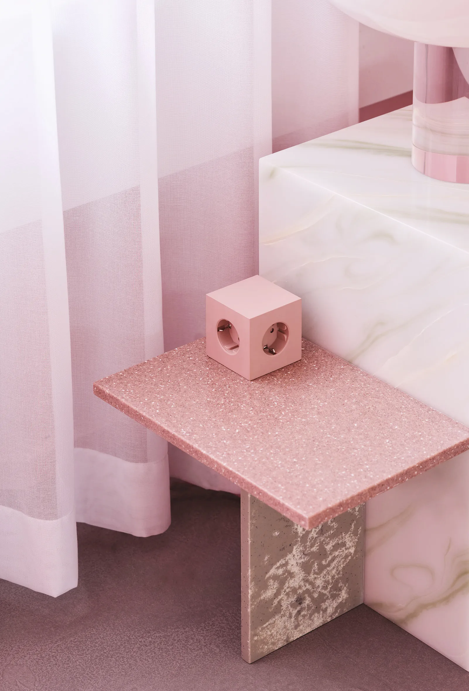 Square 1 stopcontact met USB-C 30W 1,8 m, Old Pink Avolt