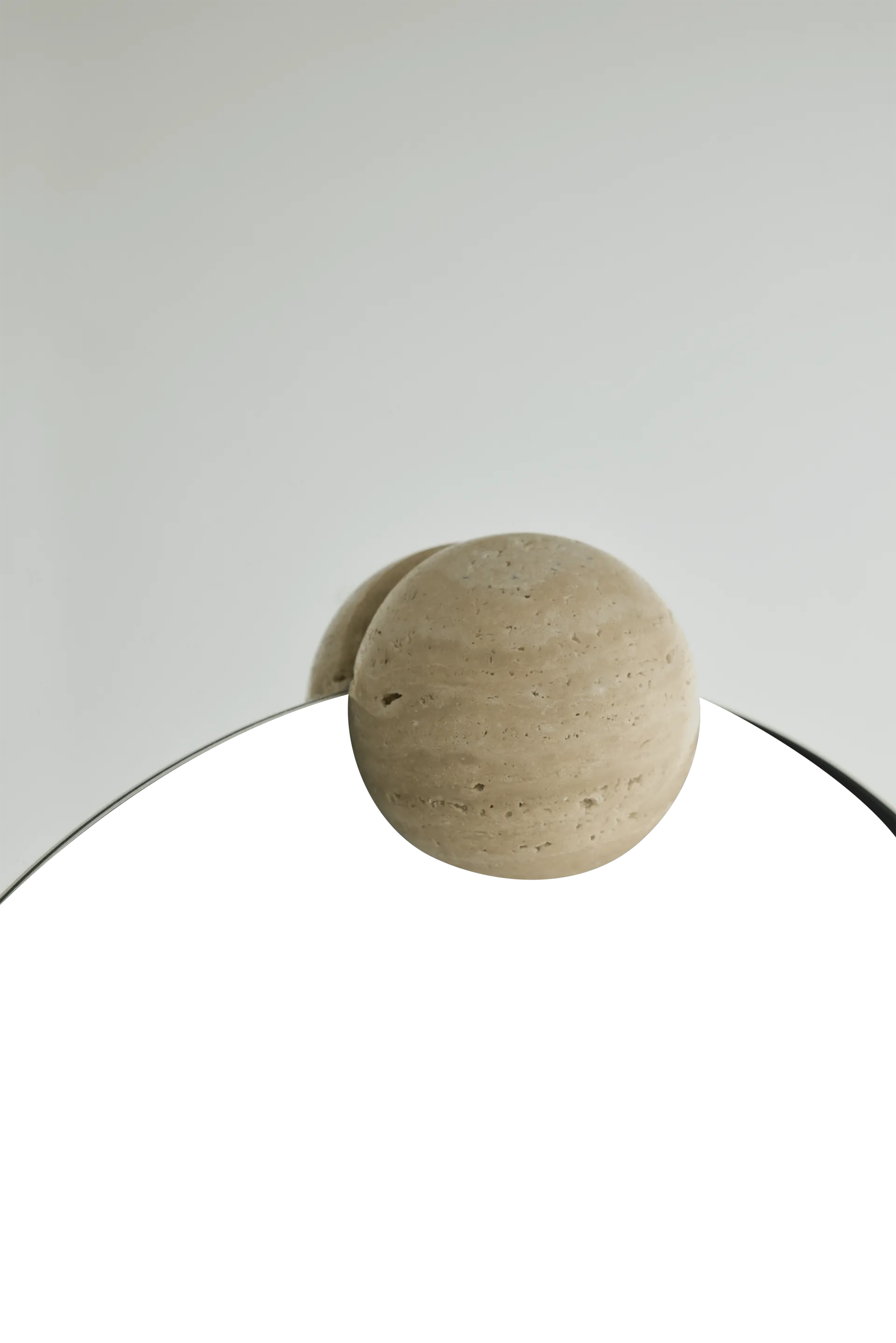Castellum wandspiegel Ø80 cm, Clear-travertine AYTM