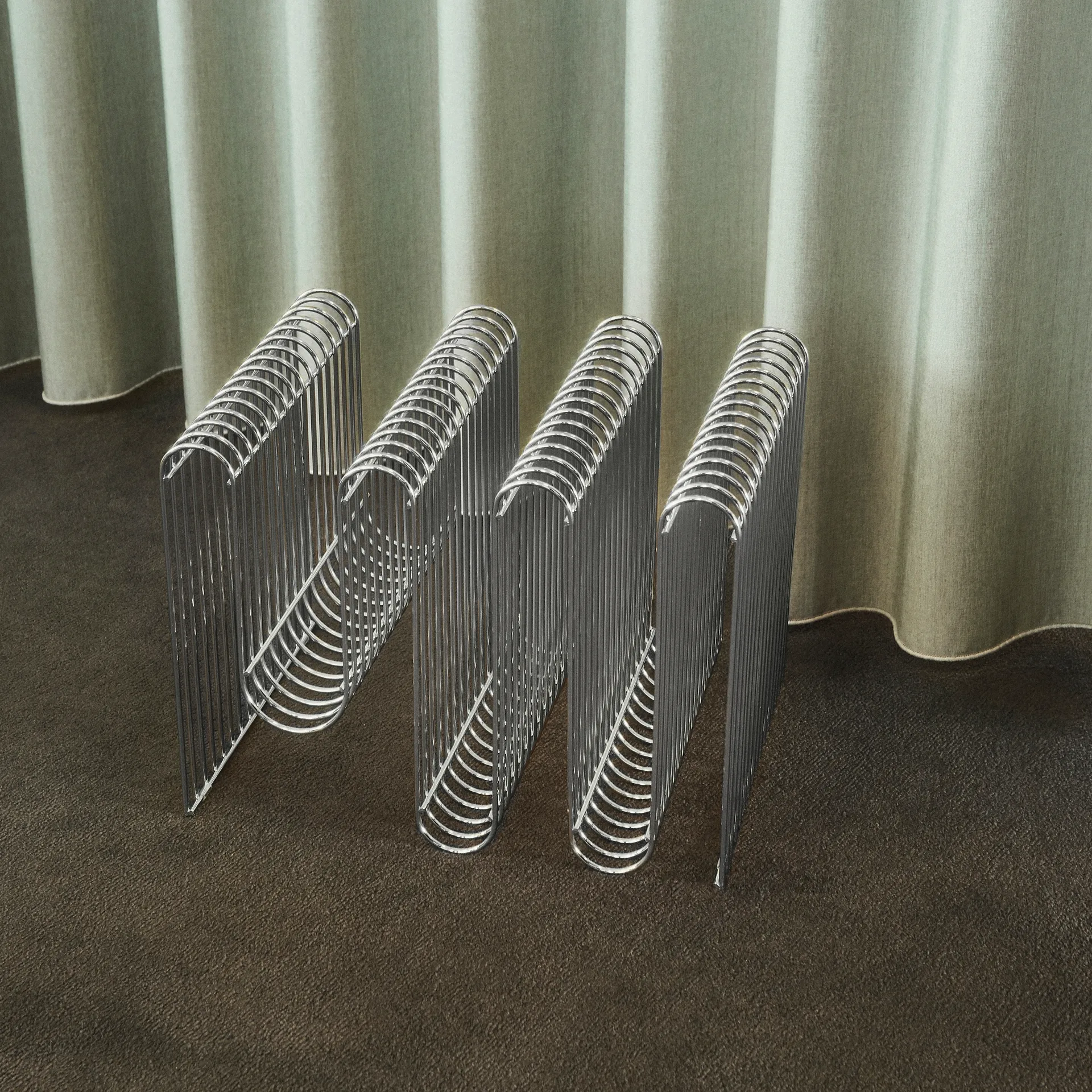 Curva tijdschriftenstandaard, zilver AYTM